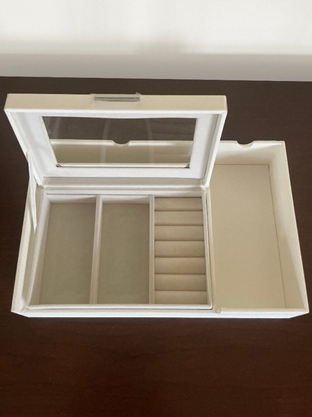 NEW HSN Prestige Colleen Lopez White Stacking Anti-Tarnish Jewelry Tray
